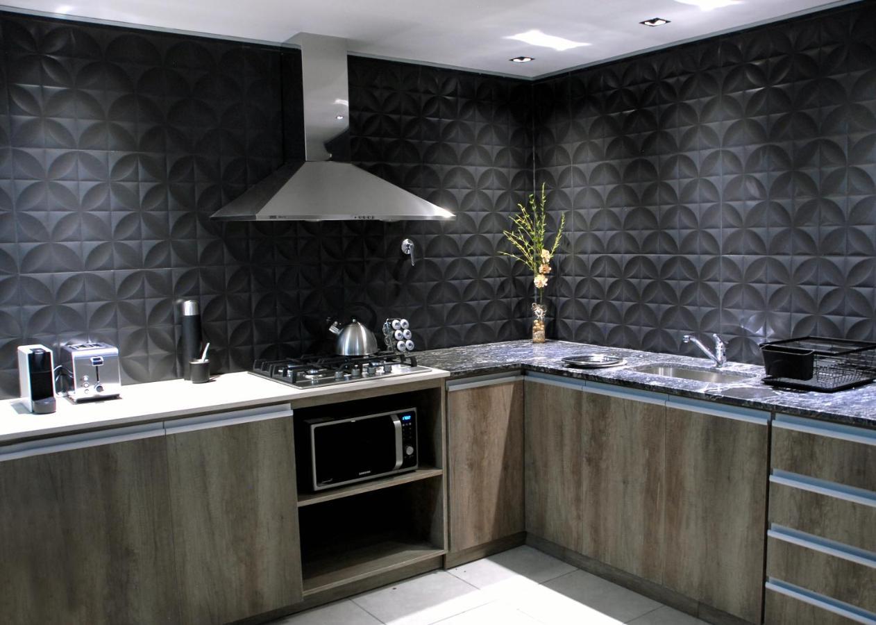 Ayres Home Vip Moderno Solo Adultos Centrico เมนโดซา ภายนอก รูปภาพ