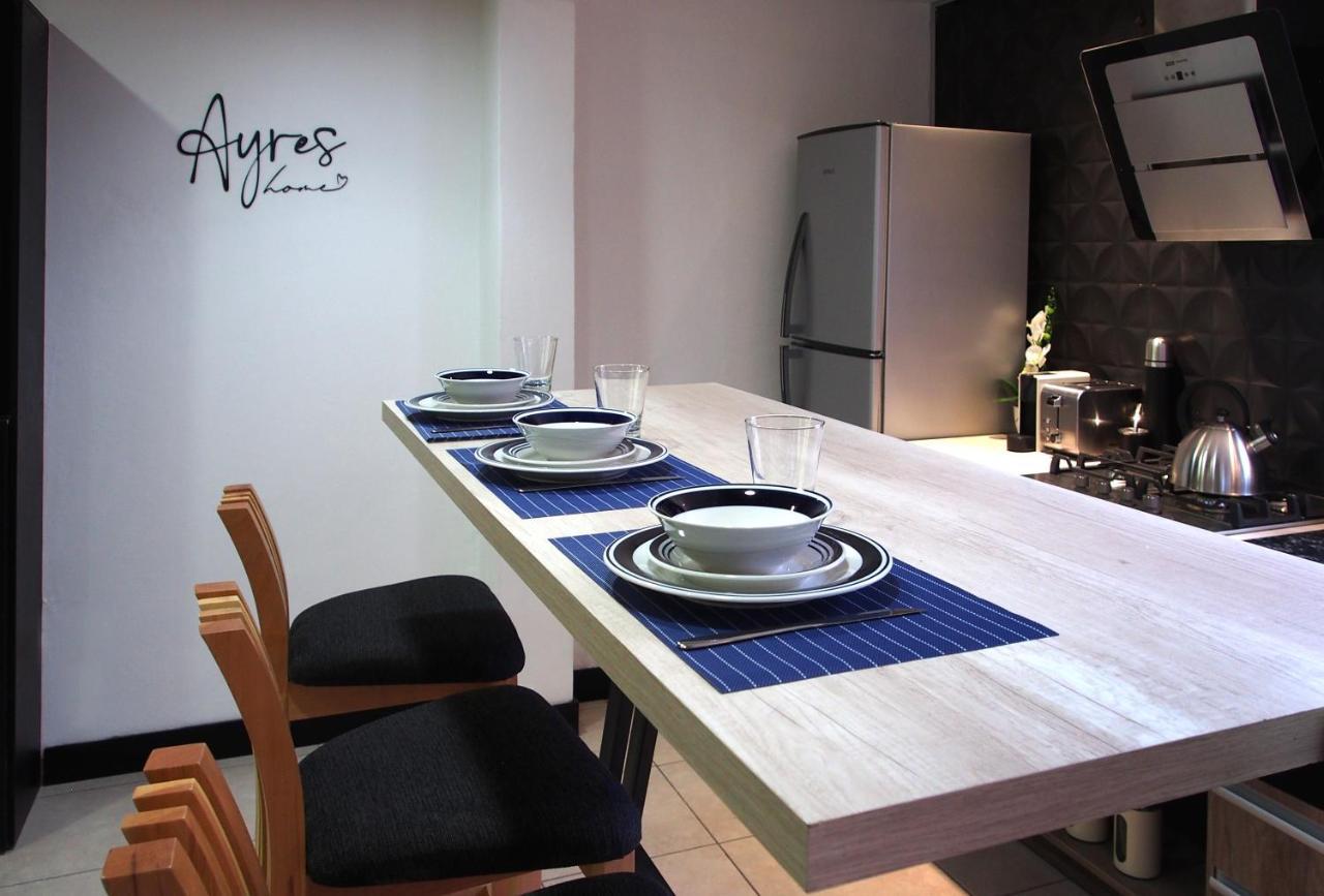 Ayres Home Vip Moderno Solo Adultos Centrico เมนโดซา ภายนอก รูปภาพ