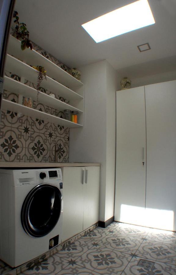 Ayres Home Vip Moderno Solo Adultos Centrico เมนโดซา ภายนอก รูปภาพ