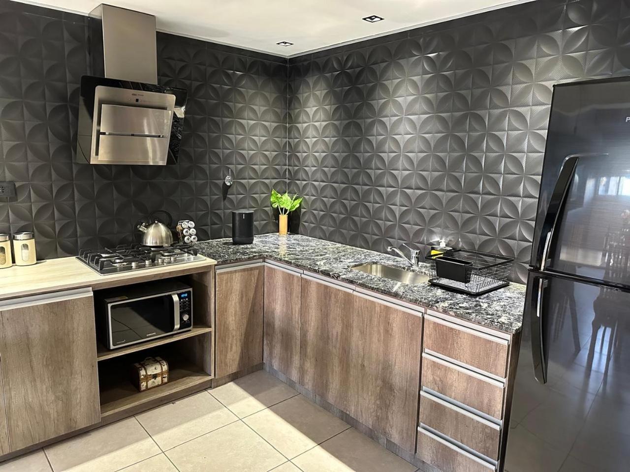 Ayres Home Vip Moderno Solo Adultos Centrico เมนโดซา ภายนอก รูปภาพ